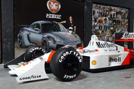 McLaren de Ayrton Senna é atração no Wyndham São Paulo Ibirapuera durante o GP Brasil de F1
