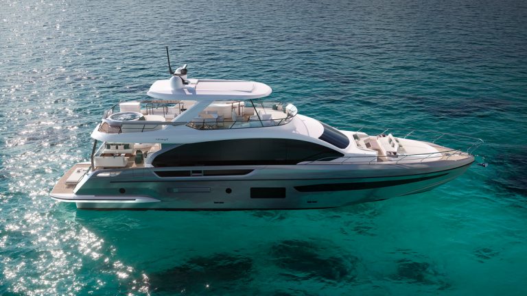 O iate Grande 25 Metri da Azimut Yachts, destacando seu design elegante e moderno.