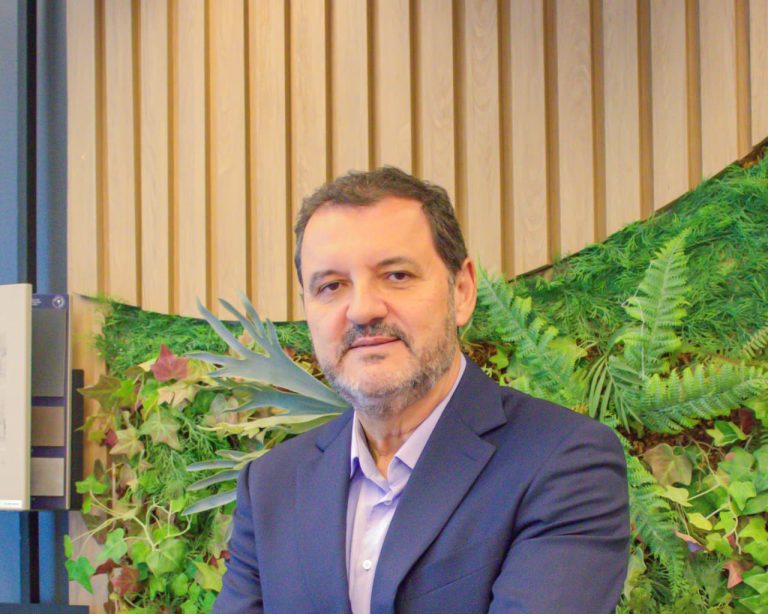 José Maurício Caldeira-executivo da Colpar, Asperbras e Holding Adone, discute o cenário de inovação no Brasil e a importância do investimento em tecnologia para o desenvolvimento econômico.