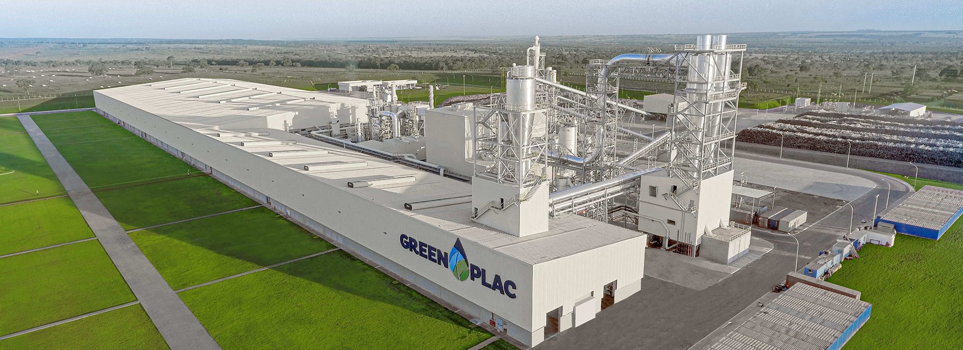 O crescimento do agronegócio e a interiorização da indústria estão moldando um novo cenário econômico no Brasil. José Roberto Colnaghi, presidente do conselho da Colpar Brasil, cita a Greenplac como um exemplo de como essa mudança cria novas oportunidades fora das grandes metrópoles, segundo a pesquisa do IEDI.